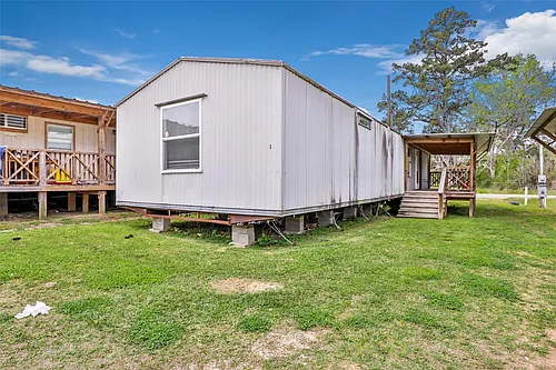 10821 Highway 150 Photo 1