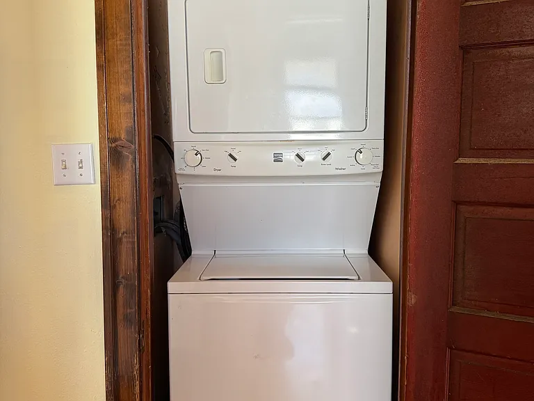 843 Rice St — Photo 3