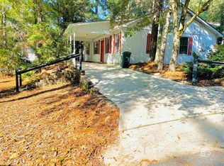 100 Perry Cir, Daphne, AL 36526