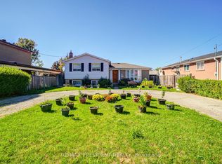 74 Bloomington Cres, Toronto, ON M3N1R1