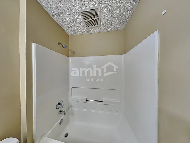 4460 Landmark Rd — Photo 18