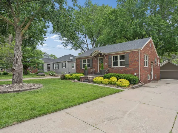 2121 40th Pl, Des Moines, IA 50310