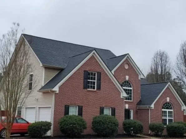 2038 Standing Rock Rd, Senoia, GA 30276
