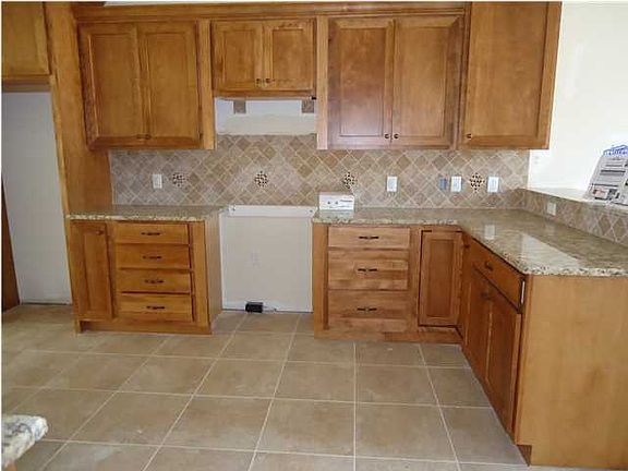 3rd image of 1990 Belleau Village Dr Unit 39