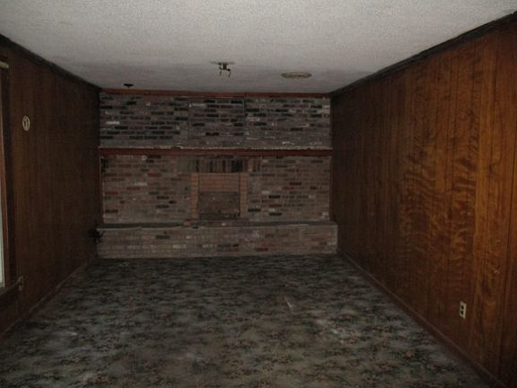 3rd image of 301 W 24th Ave