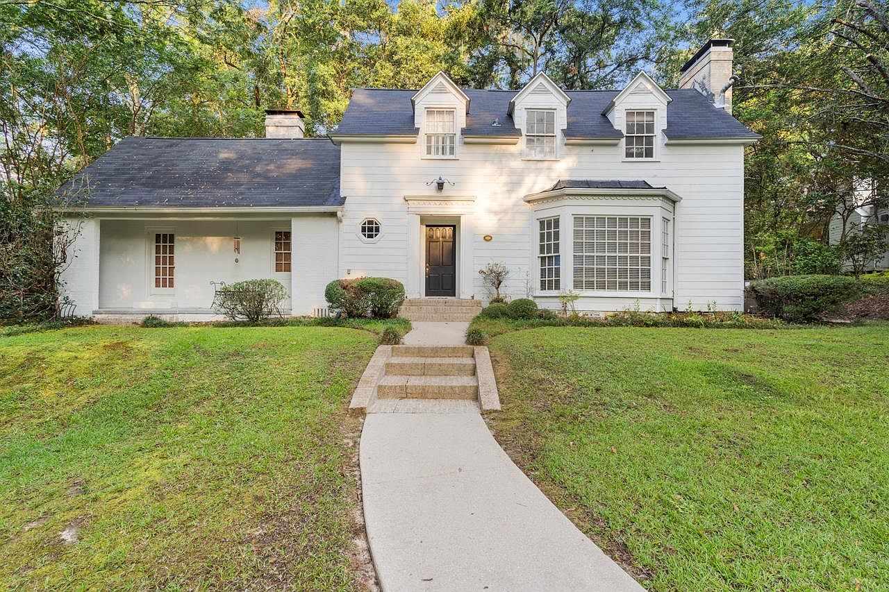 2020 Golf Terrace Dr