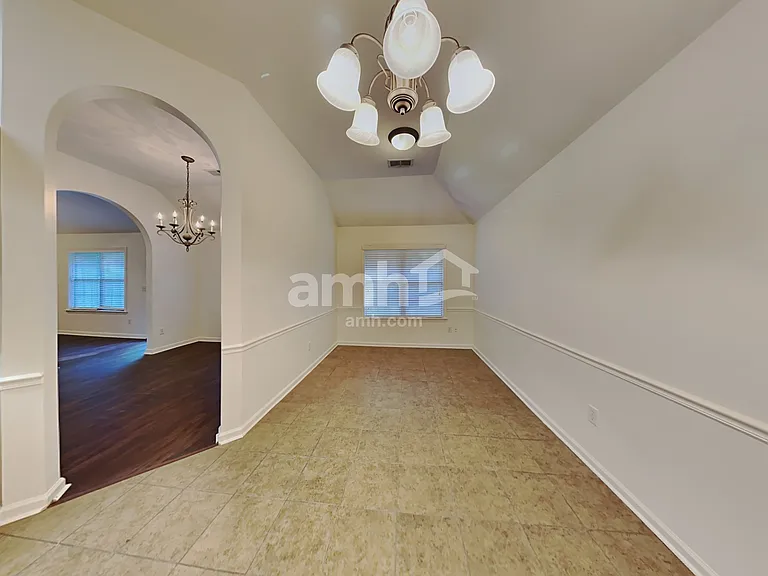1679 Farkleberry Dr — Photo 5