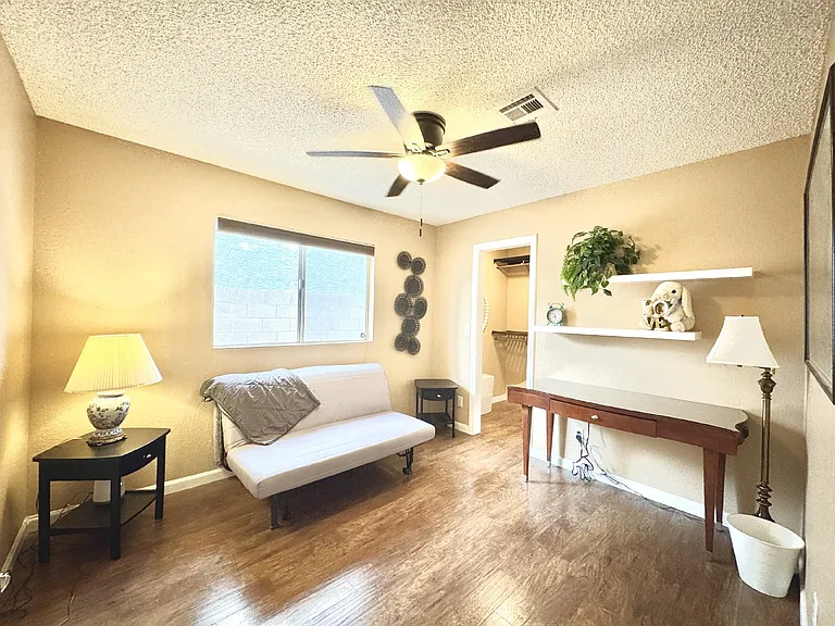 525 Tabony Ave — Photo 13