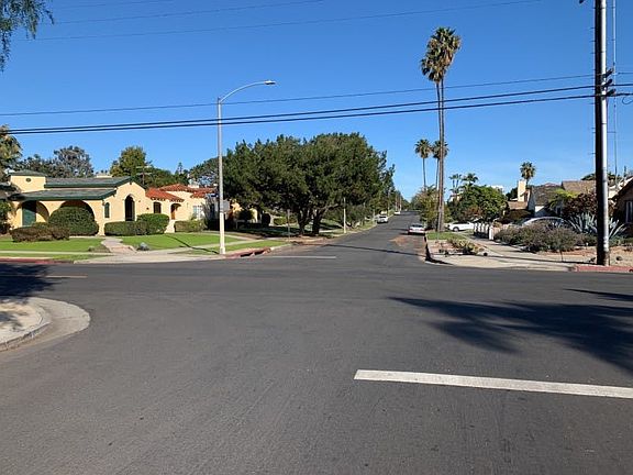 5th image of 1711 S Ogden Dr