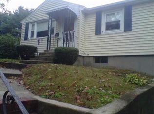 4 Allston Dr, Walpole, MA 02081