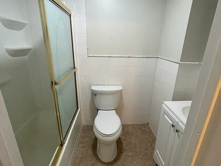 31 Stuart Ave #4 — Photo 13