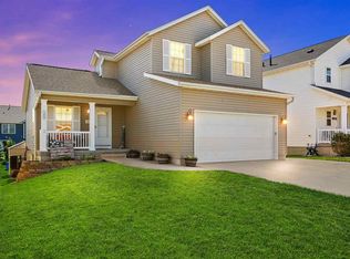 508 Moose Dr NW, Cedar Rapids, IA 52405