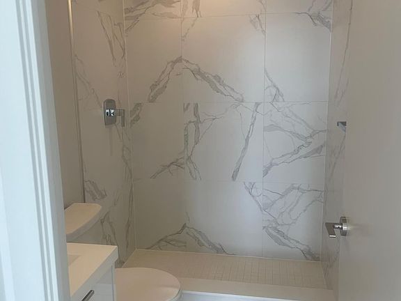 4th image of 90 Glen Everest Rd #301
