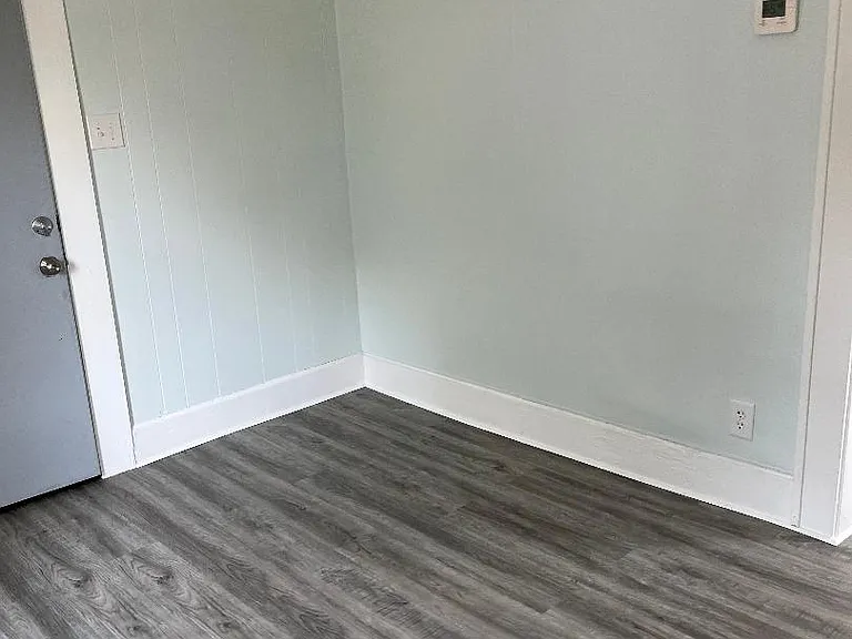 Unit Photo