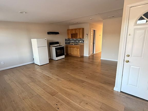 2nd image of 70 Main St #3E