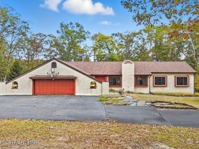 1152 Great Oak Dr, East Stroudsburg, PA, 18301
