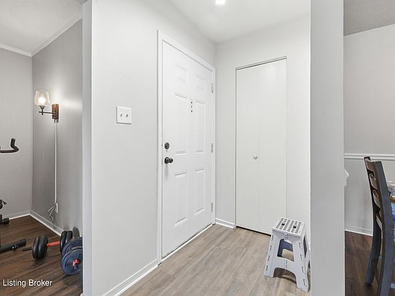 4th image of 9612 Westport Rd APT 11