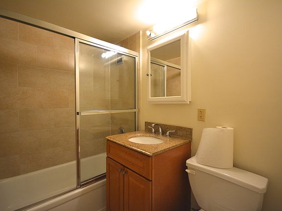 4th image of 1614 2nd Ave APT 3B