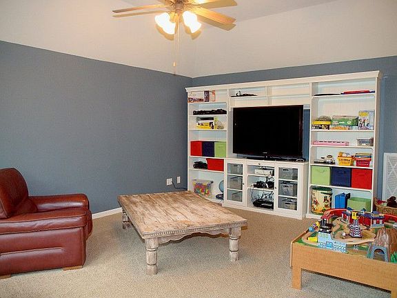 5th image of 2345 Berwick Dr