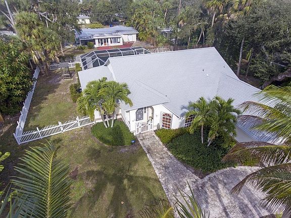 4th image of 705 Bougainvillea Ln
