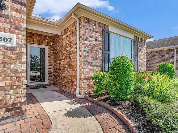 3rd image of 1607 Cavallo Pass Ln