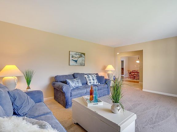 4th image of 934 Marble Ct