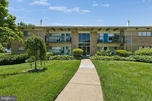 4901 Americana Dr #204 Photo 1