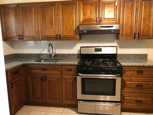 1452 Barrett Rd — Photo 2