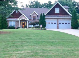 3111 Cardinal Lake Dr, Duluth, GA 30096