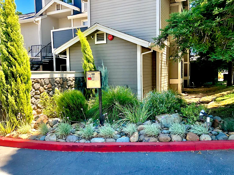 Camino Woods Apartments — Photo 15