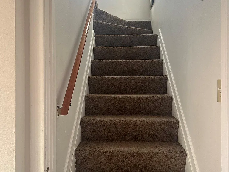 609 Arlington St — Photo 4