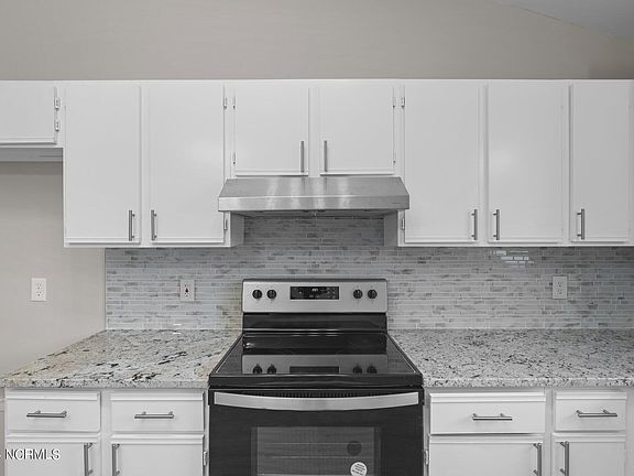 3rd image of 3303 Parkway Court #A