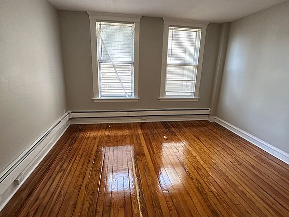 5th image of 603 Howard Ave #A2