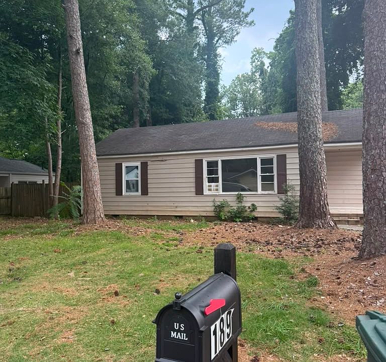 1st image of 189 Goldie Dr SE