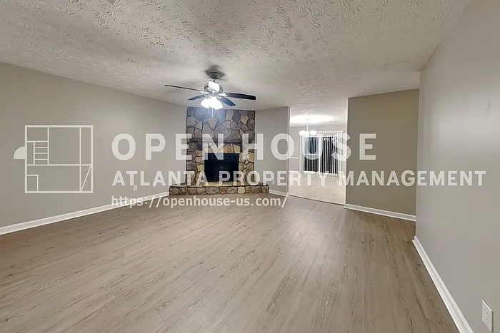 3 bed, 2.0 bath, 1284 sqft, $1,825 — Photo 4