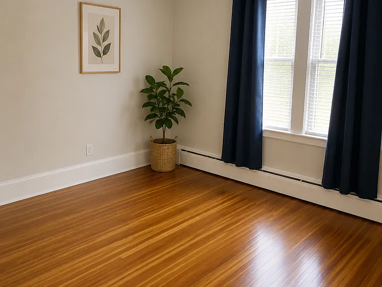 1067 Main St #4 — Photo 8