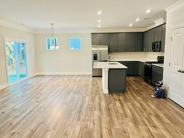 2125 Seneca Dr — Photo 13