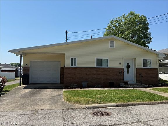 2nd image of 1600 15th St