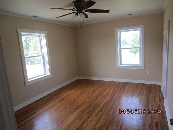 5th image of 528 Kenwood Ln