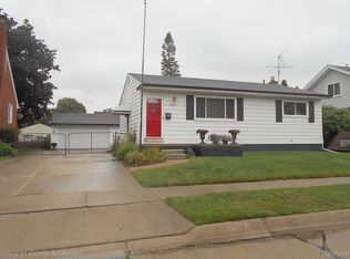 7344 Voerner Ave, Center Line, MI 48015