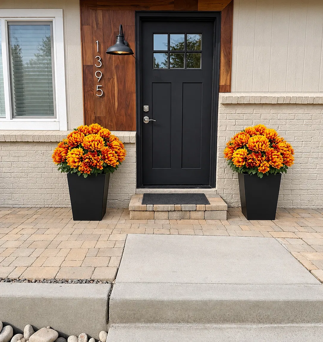 1395 W Holly Dr — Photo 4