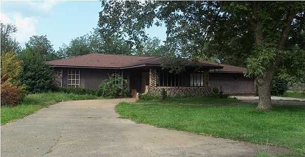 1st image of 2710 Brentwood Dr