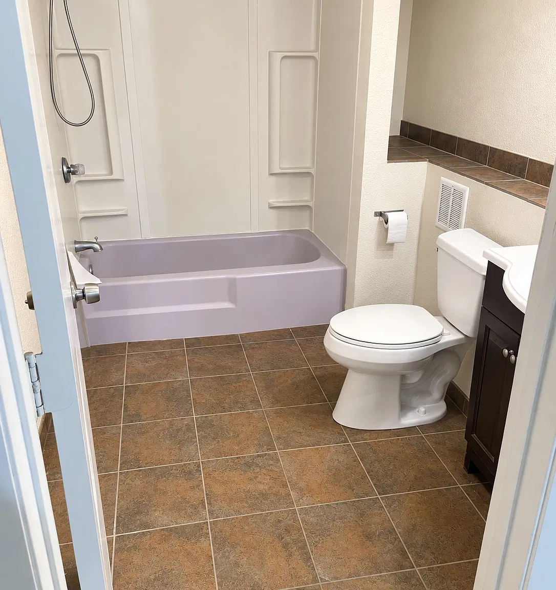 2 bed, 750 sqft, $1,800 — Photo 3