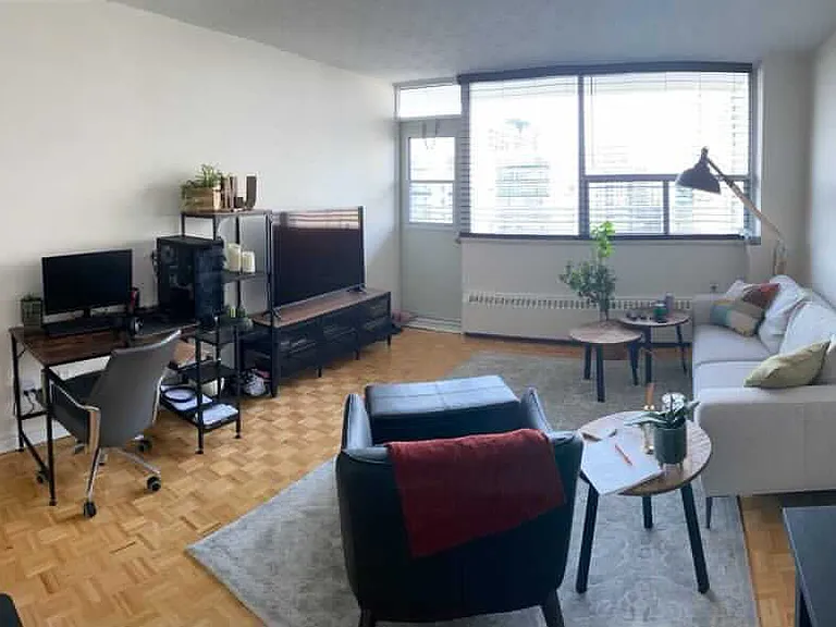 60 Mountview Ave — Photo 11