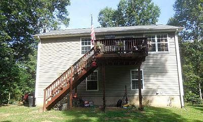 2nd image of 204 Sea Cliff Dr