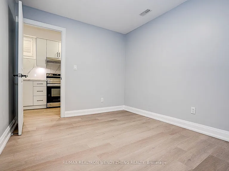 175 Grace St #BASEMENT — Photo 13
