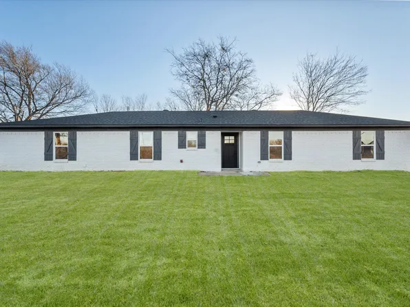 917 N Spikes Rd, Corsicana, TX 75110