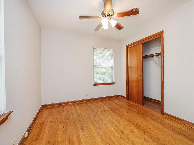 1018 W 31st St — Photo 34
