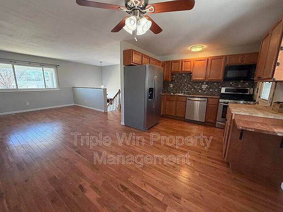 5th image of 5243 Ville Maria Ln