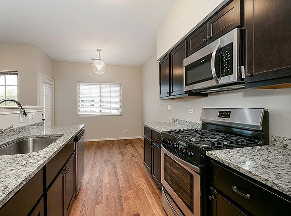 4th image of 216 Heather Glen Dr #216